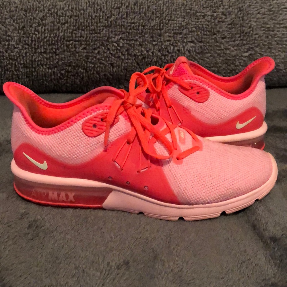 Women’s Nike AirMax